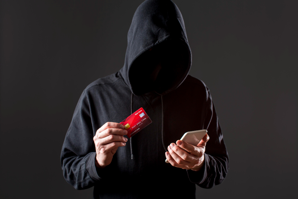Kaip atpažinti ir pašalinti virusus iš telefono?