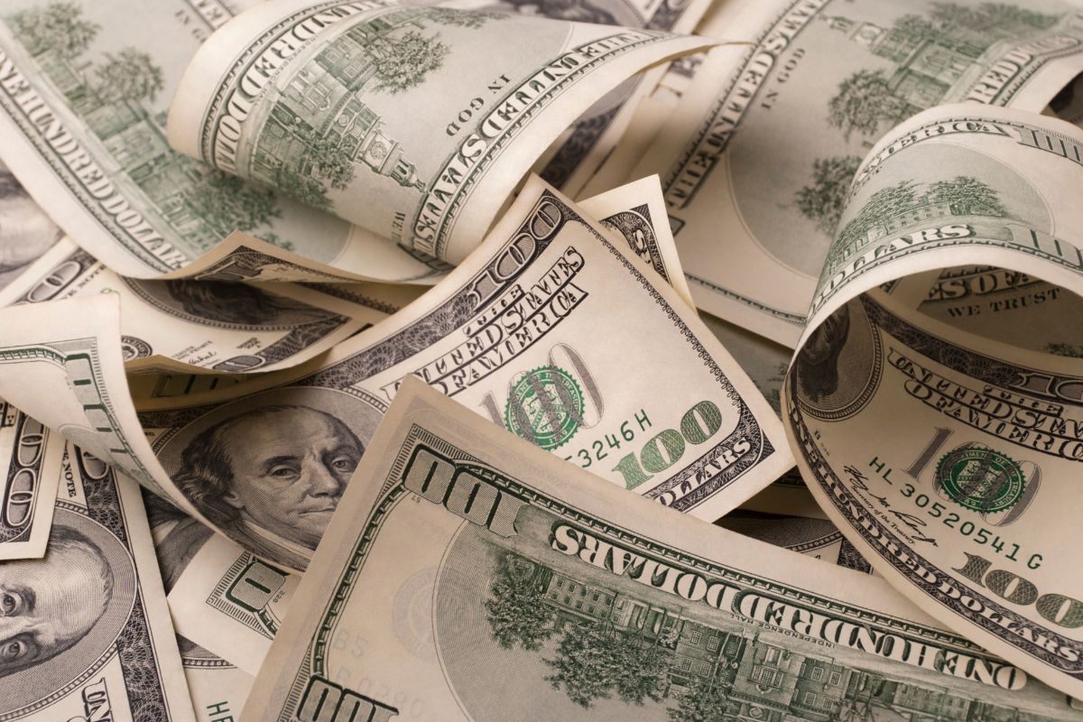 Sapnuoti pinigus – pelnas ar nuostolis realybėje?